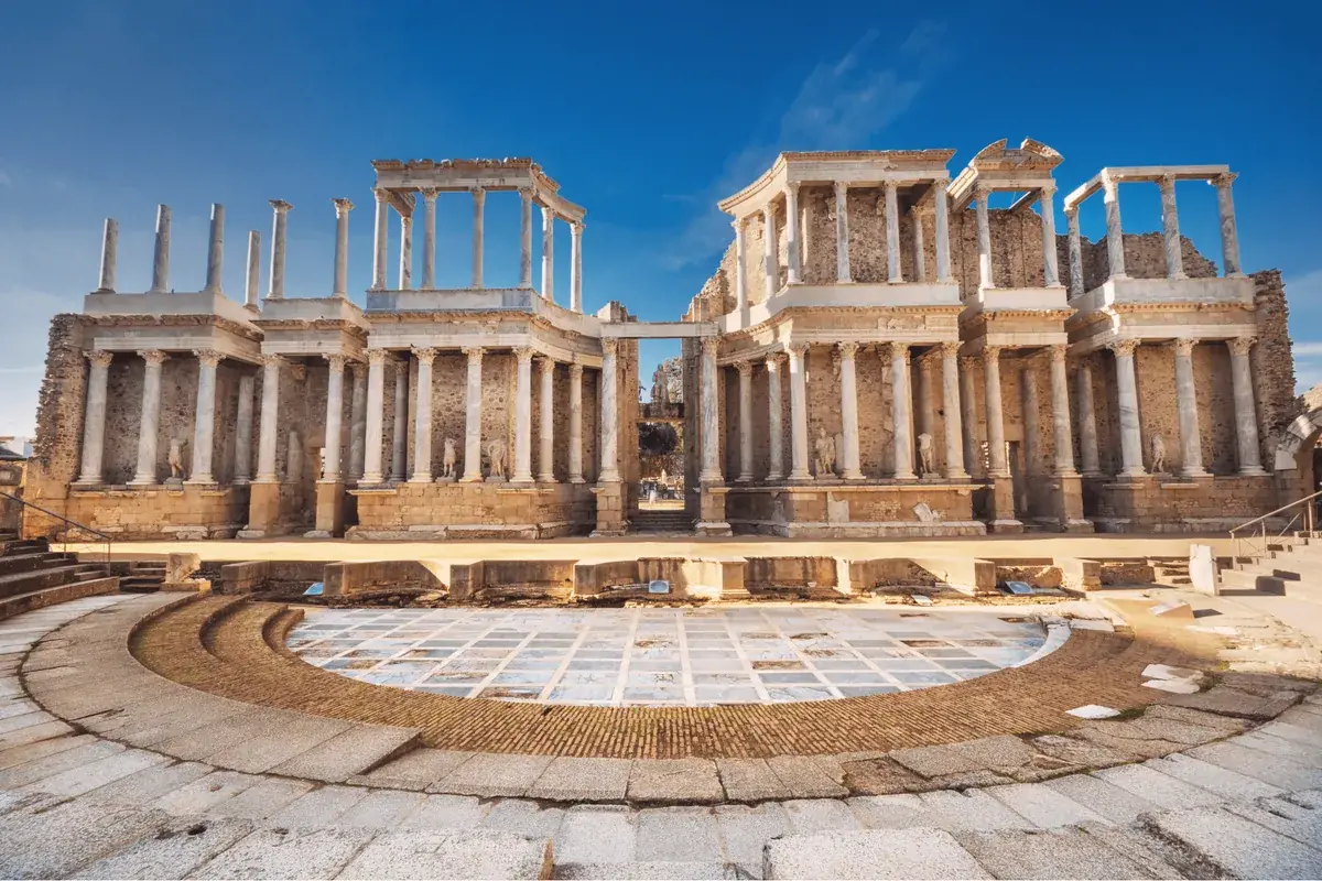 Teatro romano de Mérida en una parada de la ruta de vuelta a Madrid desde Portugal